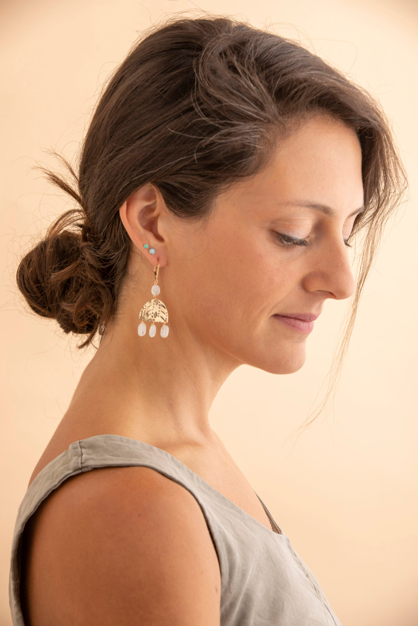 Moodra Moonstone Earring