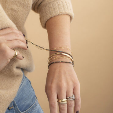 spinel wire bracelet